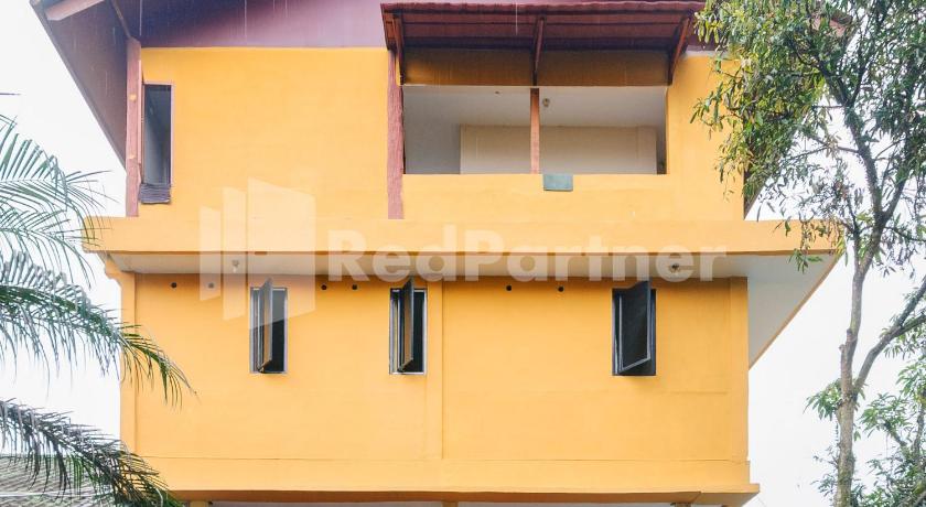 Wisma 24 at Hankam Puncak RedPartner – Bogor, PA