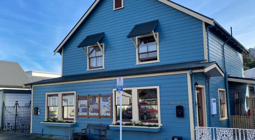 Alice Cottage - South St Townhouse Treasure in the Heart of Nelson