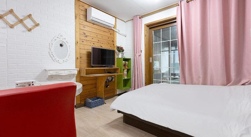 加平 Gapyeong Funny Meong Dasom Branch 2星级 民宿 泳池