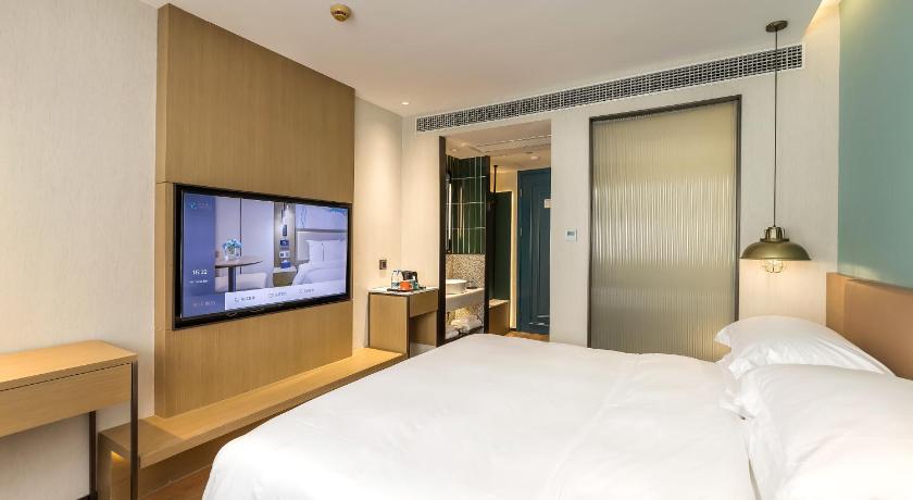 Image of Comfort King Room 4