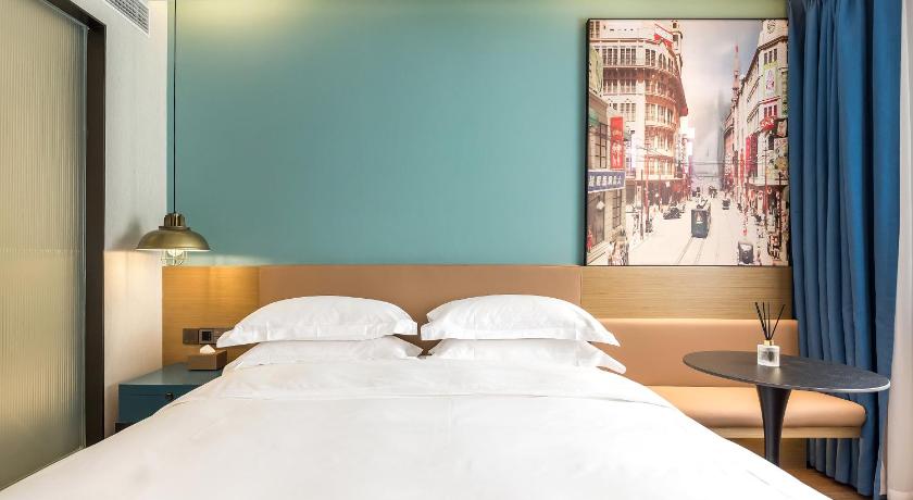 Image of Comfort King Room 5