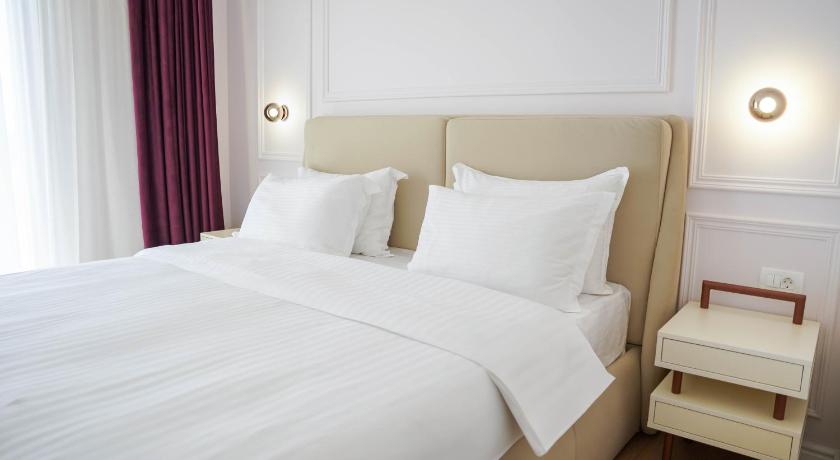 Image of Deluxe Double Room 3