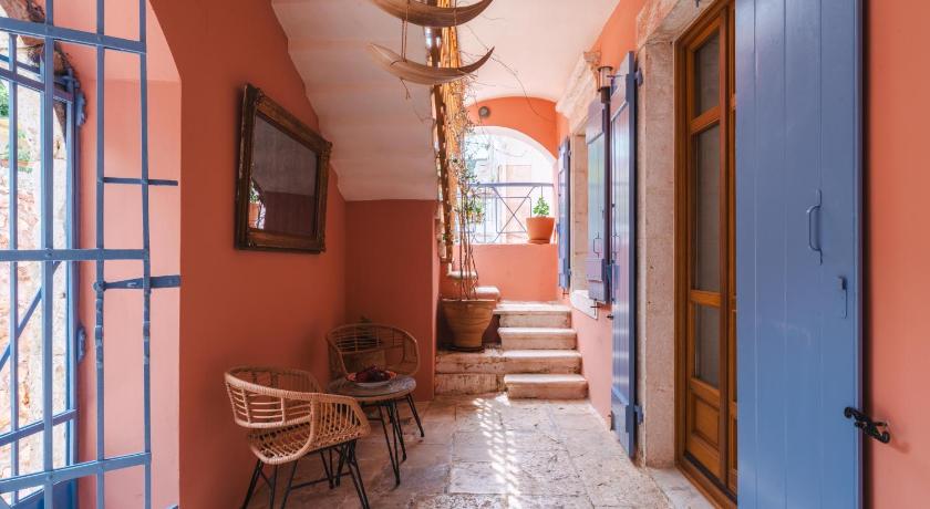 Image of Back Yard room 14