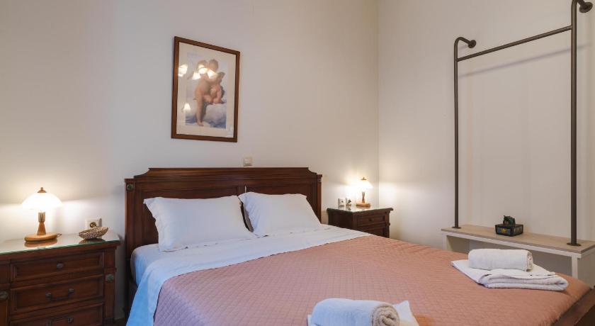 Image of Back Yard room 8
