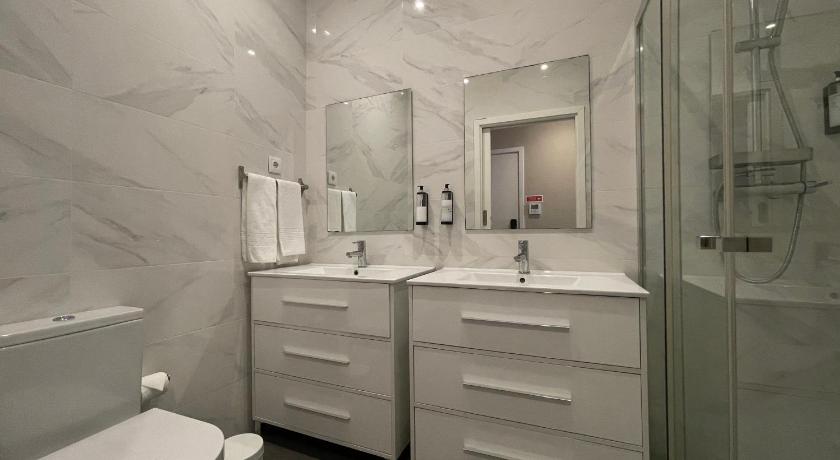 Image of Double Room 17