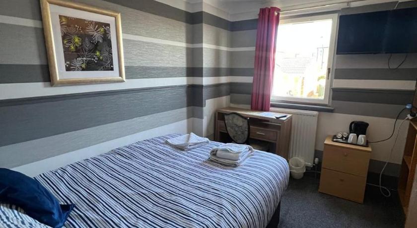 Image of Small Double Room 0