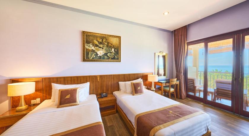 Image of Grand Deluxe Ocean View 4