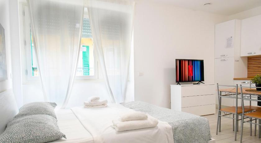 レッコ CASA IDEALE TIM Appartmanti moderni vicina al centro 3つ星 ゲストハウス 眺望