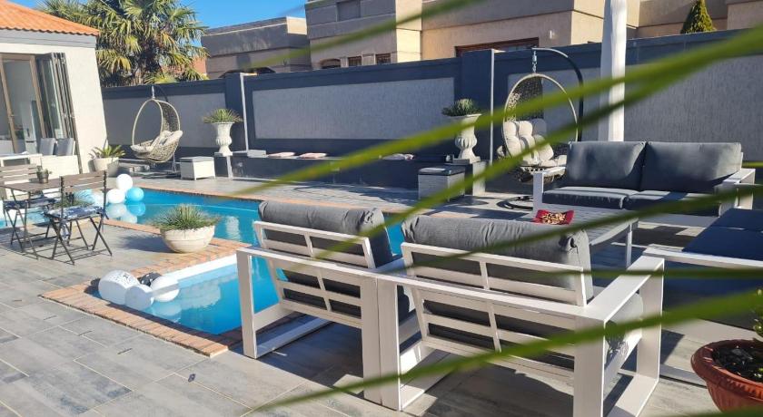 NobelAqua Suites