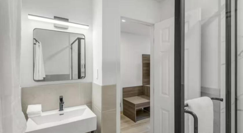 Image of Double Room with Two Double Beds 2