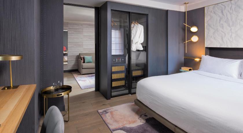 Image of 1 Bedroom King Suite Deluxe 0