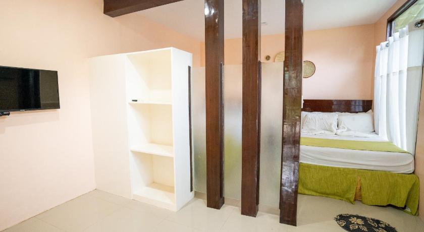 Image of Deluxe Family Room 4