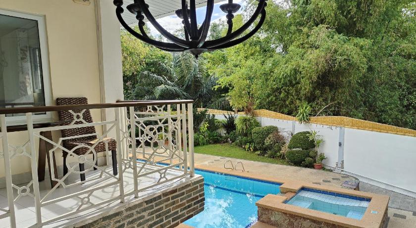 Elicon Suites Resort Bohol near City Center - image 6