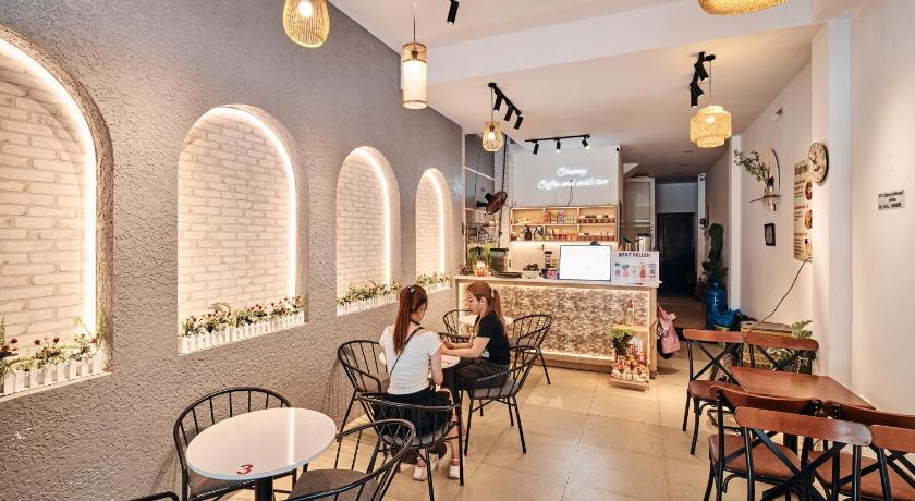 ホーチミン S Lux Apartment 5 mins walking in central 5つ星 ゲストハウス ロビー