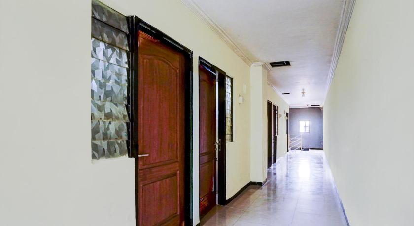 Hotel O Surabaya near Universitas Airlangga formerly Kertajaya Residence Surabaya - image 5