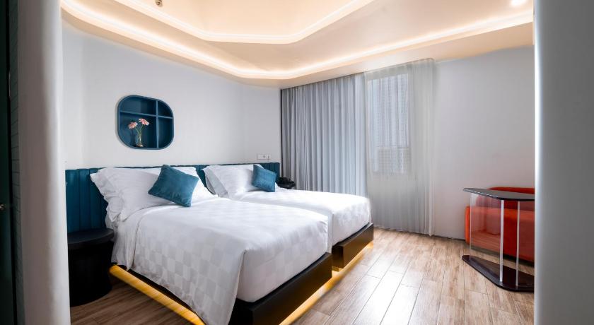 Image of Superior - 2 Beds 0