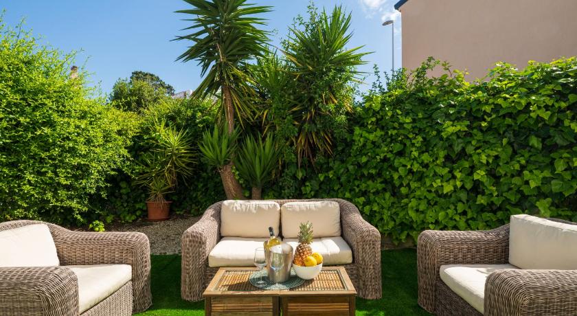 Sardinian Pearl - Poetto Beach Villa, South Sardinia