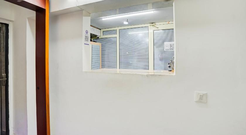 kings Court Pitampura - image 16