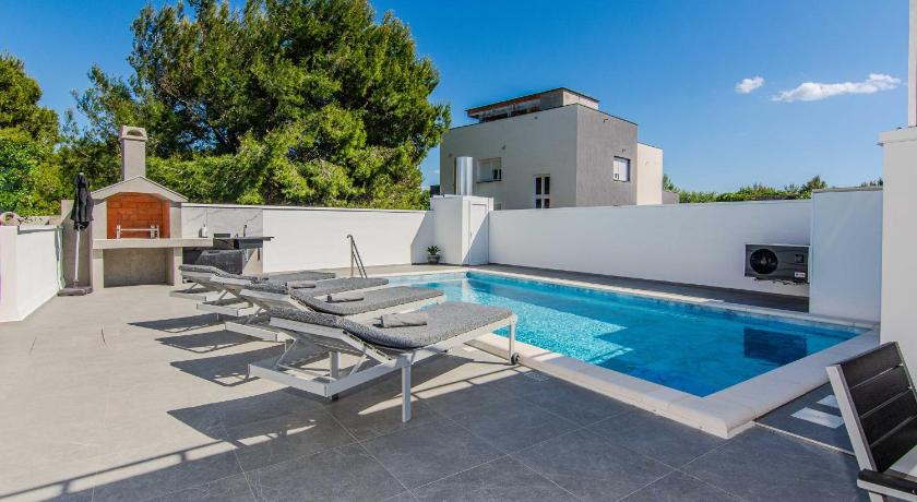 Apartmani Sanja