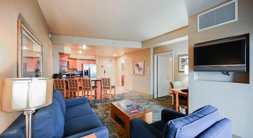 Image of One-Bedroom - Balcony & View 9