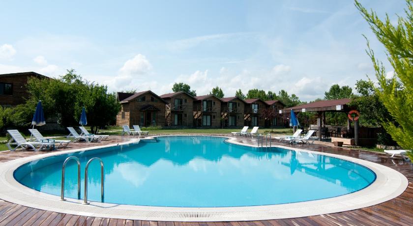 Gizemli Nehir Bungalov Otel