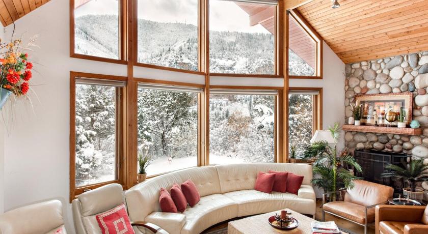 グレンウッドスプリングス (CO) Million Dollar Luxury Villa Ski Fish Hike Raft Mins to downtown 宿泊施設 ロビー