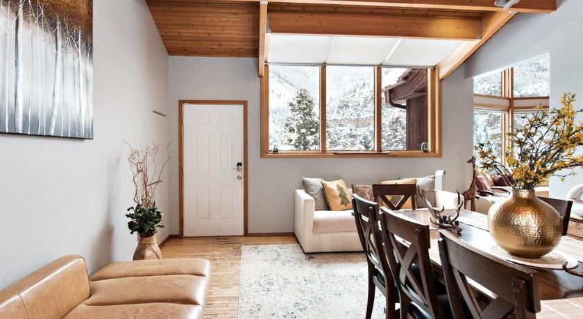 グレンウッドスプリングス (CO) Million Dollar Luxury Villa Ski Fish Hike Raft Mins to downtown 宿泊施設 ロビー