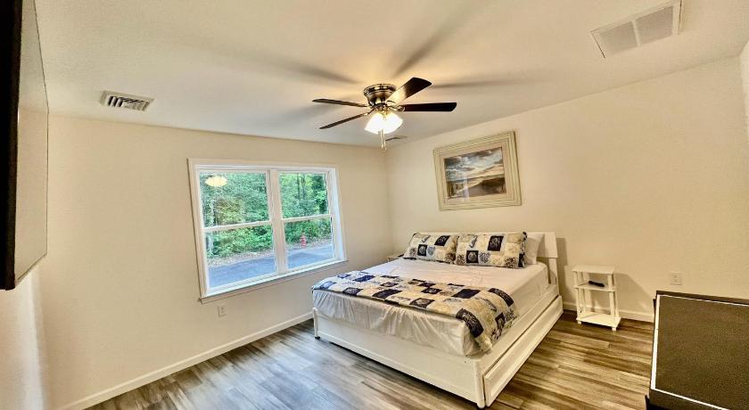 ヴィラ Beach House By The Bay, Sleeps 19, 9 Car Parking 5つ星 宿泊施設 プール