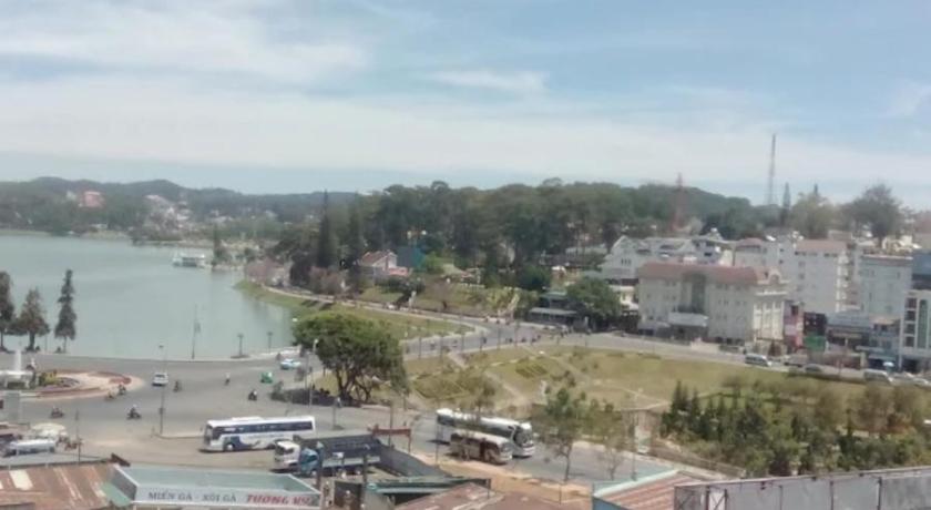 Thanh Long Dalat Hotel – Dalat, KS