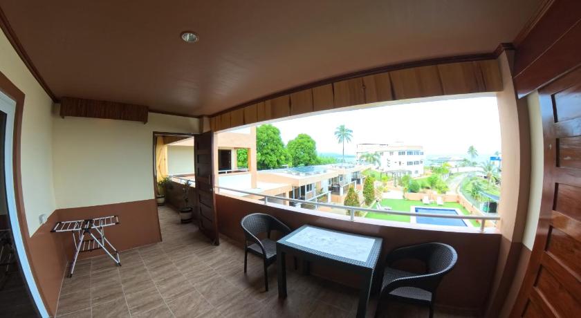 Image of Deluxe Suite 1