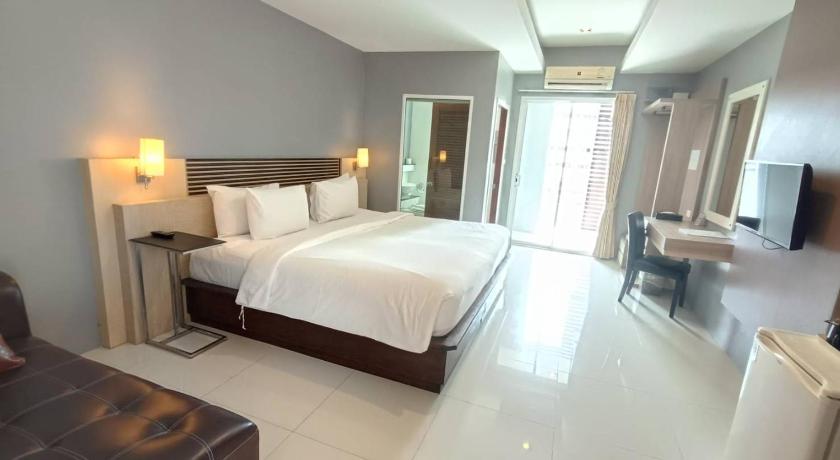 Image of Superior Double Bed 0