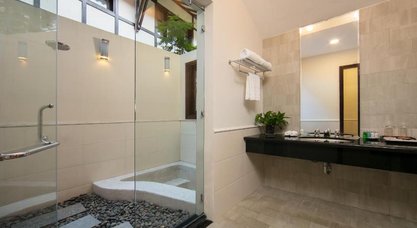 Image of 3 Bedroom Ocean Suite 2