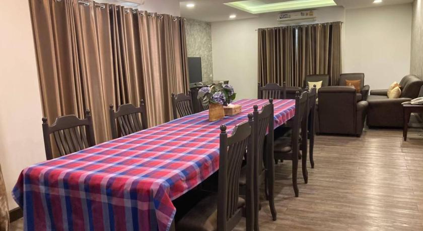 Bangkok Boutique Poo-Yai Lee @BP Place 3-Star Hotel pool