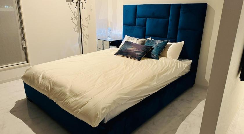 福岡 Luxury Hills 1500ｍ2超絶景パティオ サウナ BBQ 駐車場4台 プール ペット 空港そば 5つ星 シングルルーム レストラン