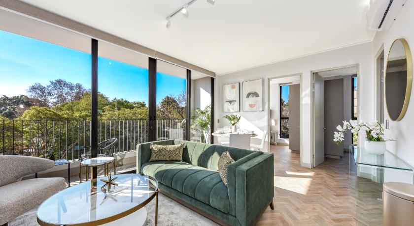 Easy Stay-One Rosebank
