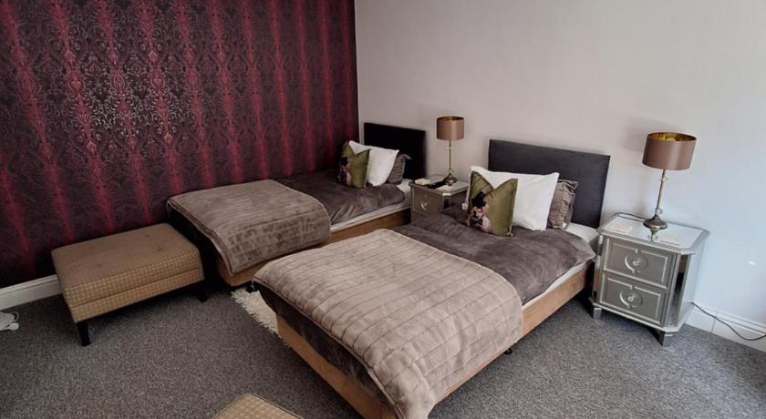 Image of Twin Room 3
