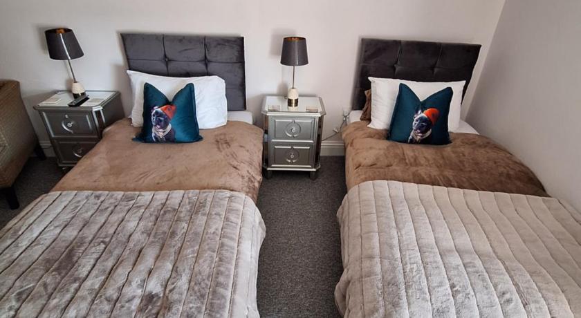 Image of Twin Room 10
