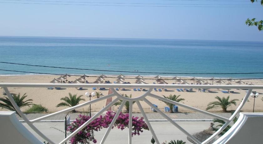 Image of Studio (2 Adults) with Sea View 1