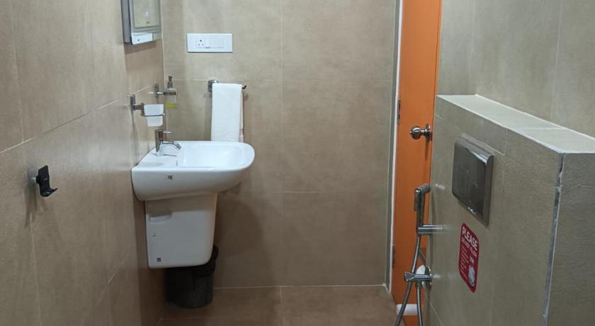 Coral Hotel - image 10