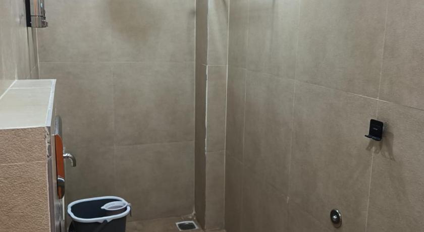 Coral Hotel - image 11