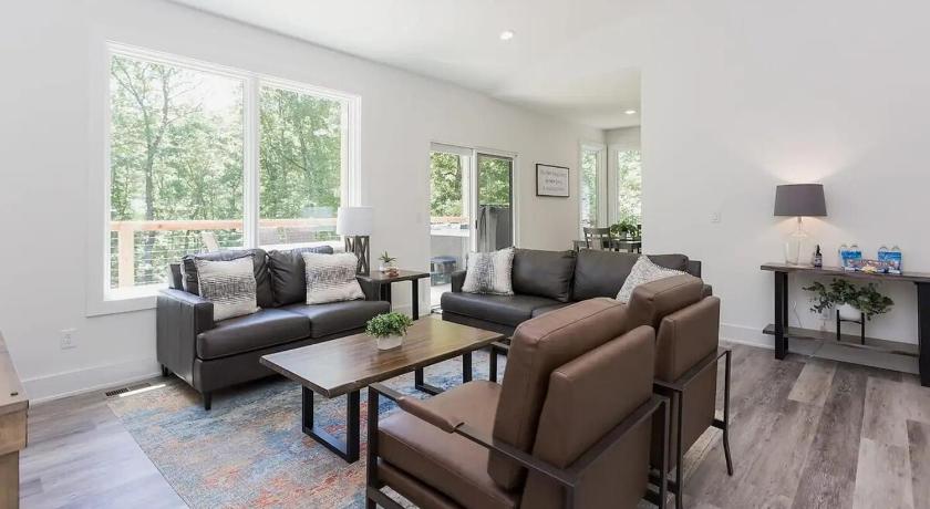 ベラビスタ Rocky Ridge Chalet Hot tub Woodland views on the Back 40 Trail 4つ星 宿泊施設 眺望