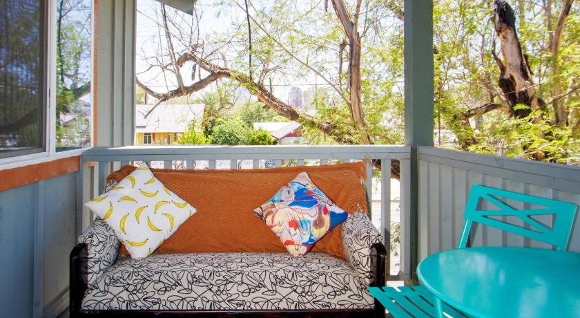 피닉스 (AZ) Charming NEW Retreat, Prime Location Mins to DT & PHX Airport 4성급 숙소 레스토랑