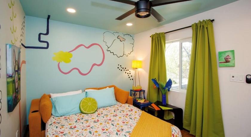 피닉스 (AZ) Charming NEW Retreat, Prime Location Mins to DT & PHX Airport 4성급 숙소 수영장