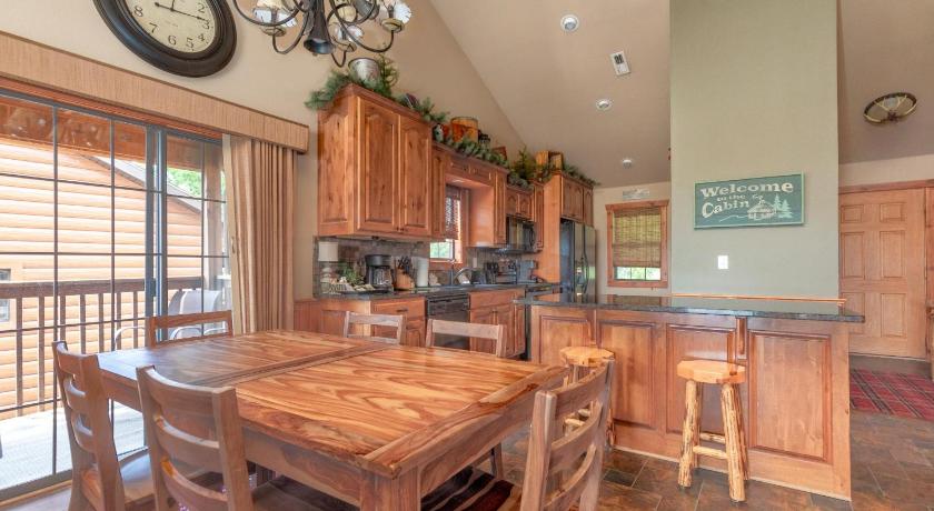 Branson 2BR+Loft Village At Indian Point 1712 near SDC -Free Tickets Daily up to $500 4-Star Accommodation exterior