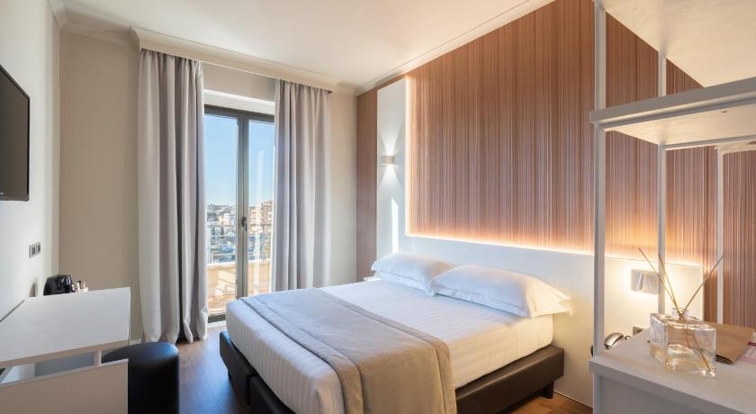 Premium King Room with Balcony - Accessible fotója 0