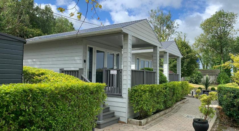 Photo de The Boatyard Glamping Lodges-Birchwood & Fairline Lodges - Réservation à prix Agoda