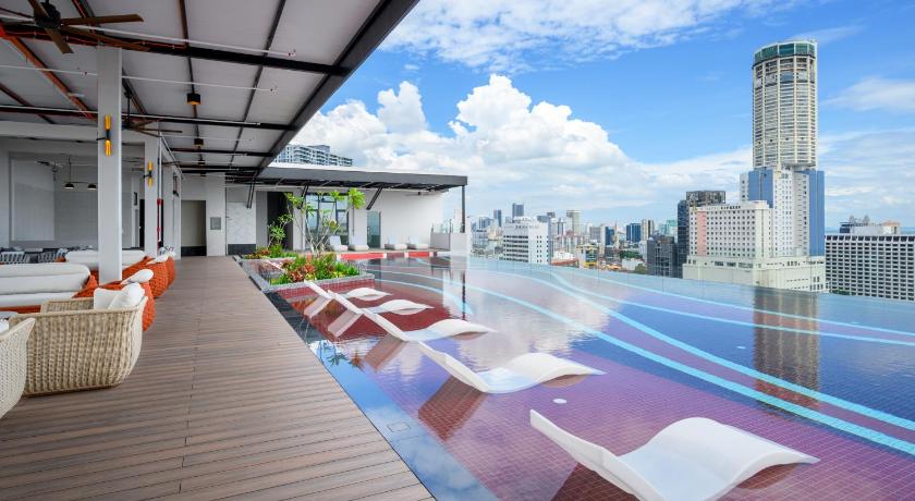 Fifth Avenue Hotel – Penang Island, NY