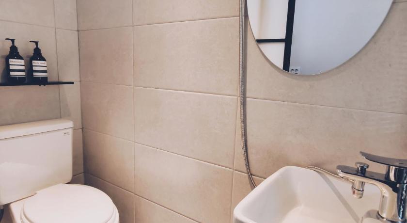 Seoul W hostel 2-Star Hotel lobby