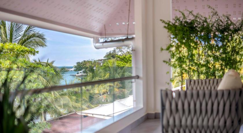 Image of VIP Suite Beachfront 6