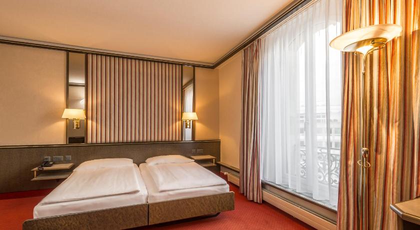 Image of Double Room 5